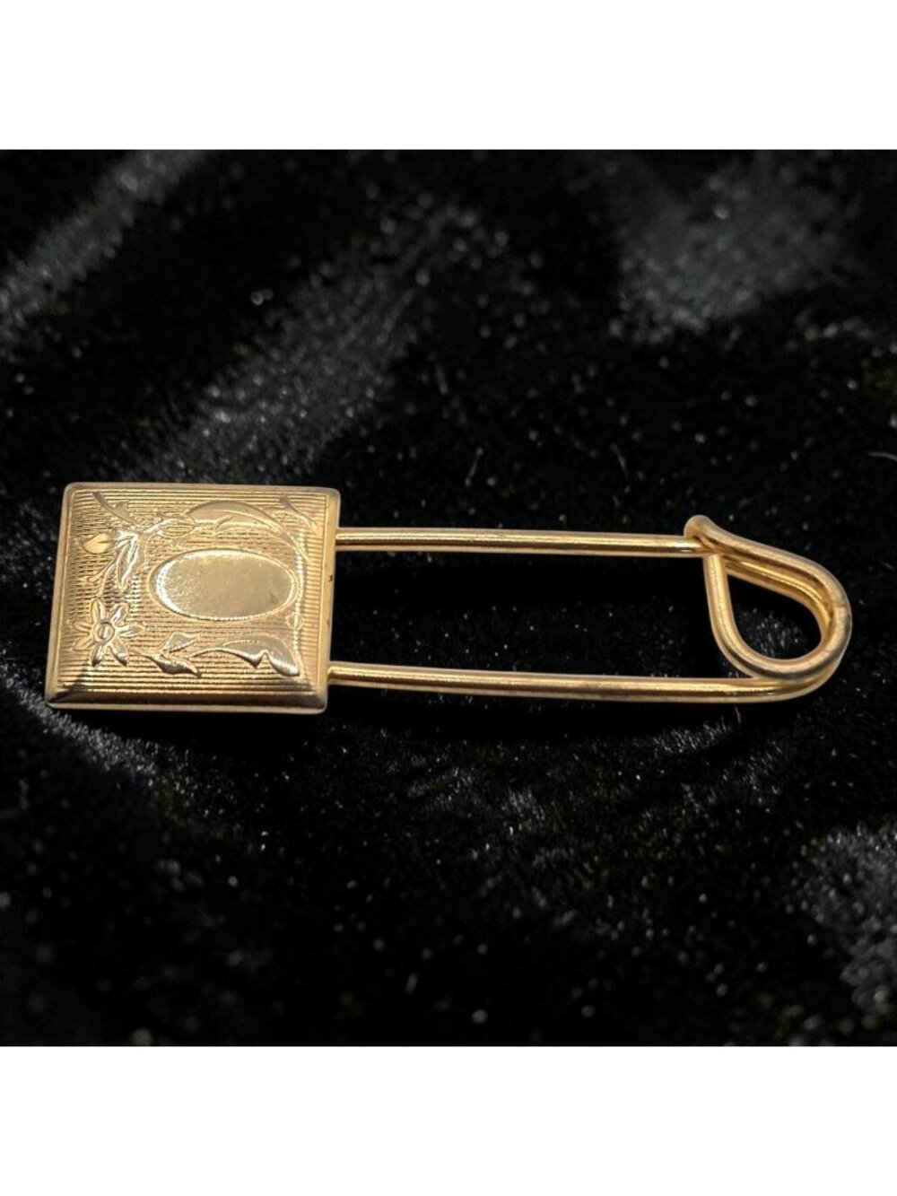 Antique Gold Tone Safety Sash Pin Brooch Floral Engraved Design